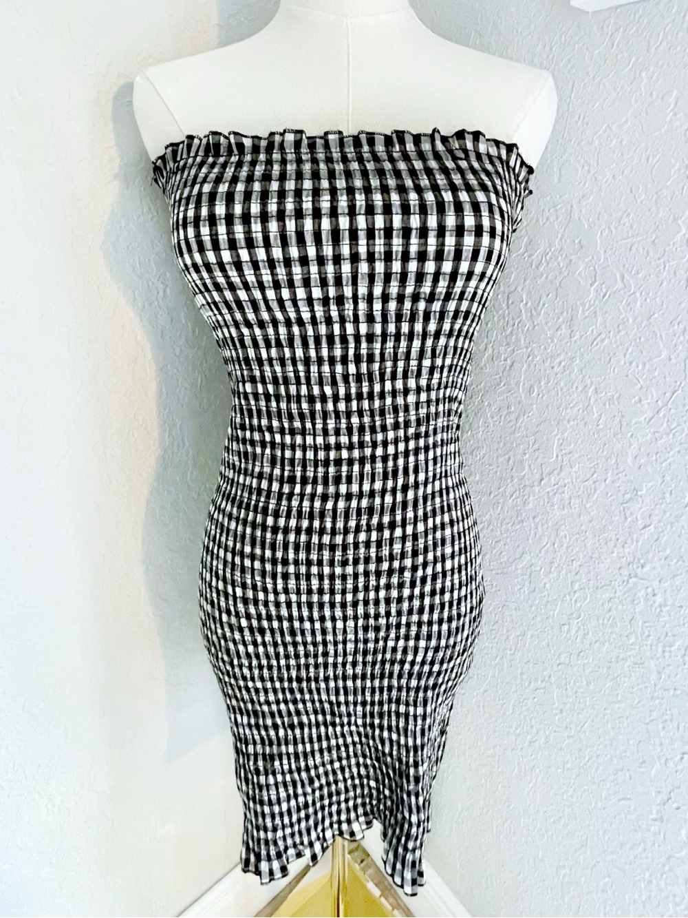 Seek The Label NWT LF Gingham Tube Dress Black White Smocked Bodycon Dress